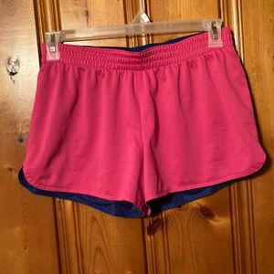 Size Med reversible shorts Pink side or blue side Women’s mix & co.